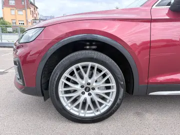 AUDI Q5 40 TDI qu. S line PANO AHK 360  20 ALU LED