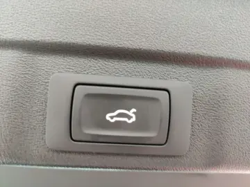 AUDI A5 Limousine Advanced TFSI AHK LED  Nav RFK Tech