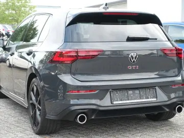 VW Golf VIII Lim. GTI - ACC - LED - Garantie