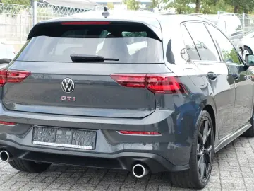 VW Golf VIII Lim. GTI - ACC - LED - Garantie