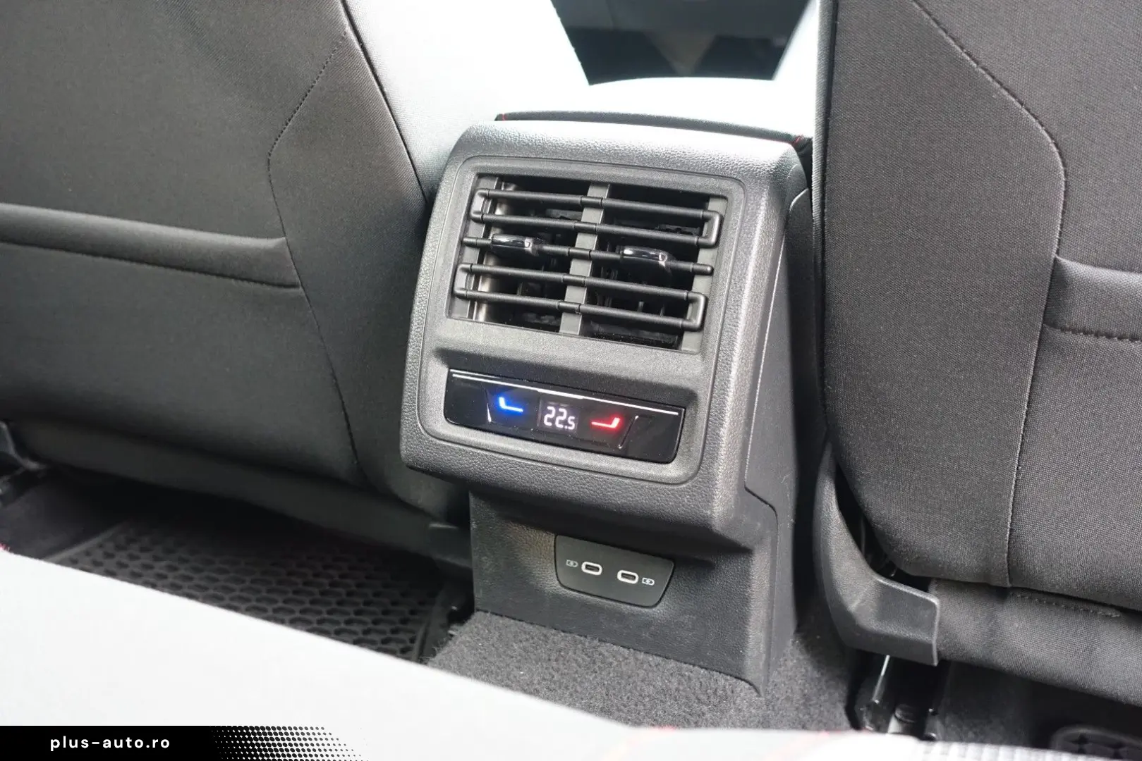 VW Golf VIII Lim. GTI - ACC - LED - Garantie