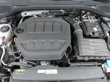 VW Golf VIII Lim. GTI - ACC - LED - Garantie