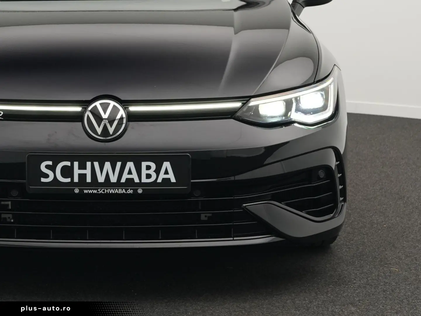 VW Golf R 2.0 TSI 4motion DSG  R-Perf-Abgas LEDER