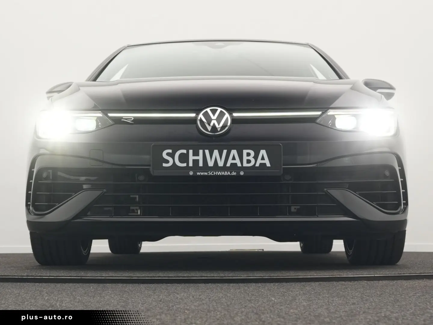 VW Golf R 2.0 TSI 4motion DSG  R-Perf-Abgas LEDER