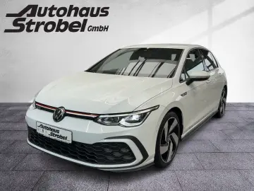 VW Golf VIII GTI 2.0 TSI DSG ACC LED Navi Kamera Pa