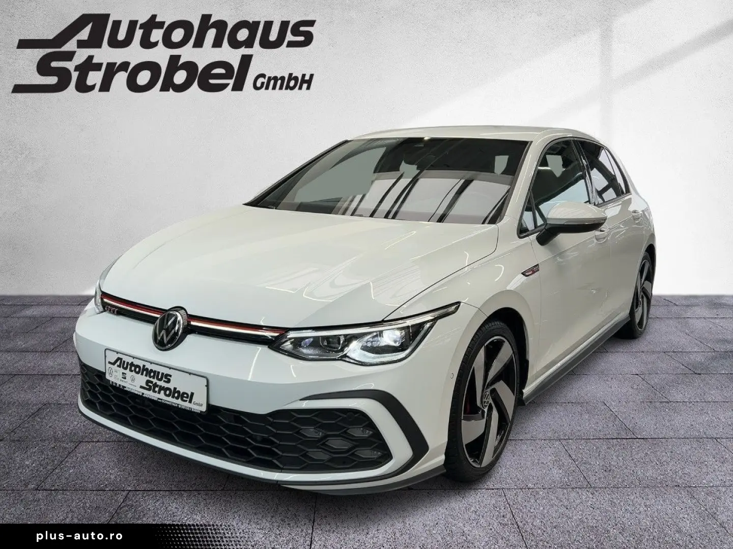 VW Golf VIII GTI 2.0 TSI DSG ACC LED Navi Kamera Pa