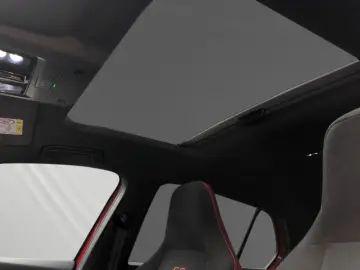VW Golf GTI Clubsport 2.0 DSG MATRIX PANO ACC DCC