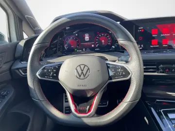 VW Golf GTI Clubsport 2.0 TSI DSG Black Style  Head