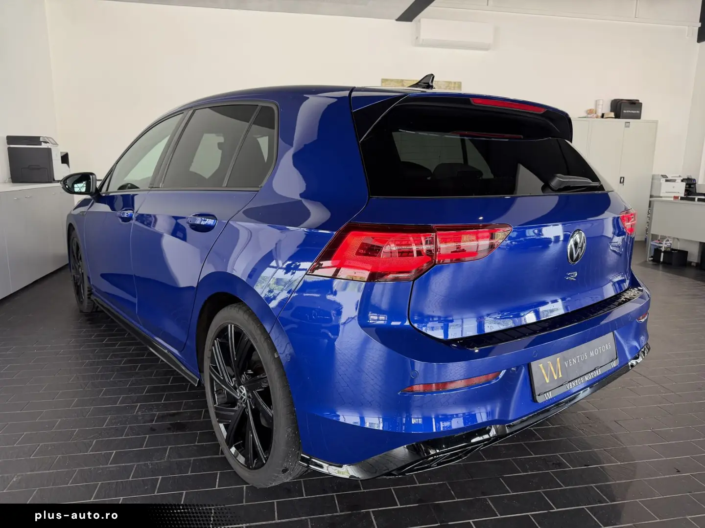 VW Golf R-Line 1.5 eTSI  HUD Pano Matrix ACC H&K