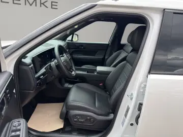 HYUNDAI SANTA FE 1.6 T-GDI PHEV BLACKLINE 6-SITZER 0 5%