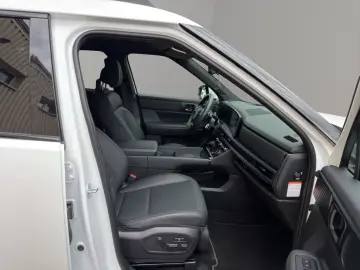 HYUNDAI SANTA FE 1.6 T-GDI PHEV BLACKLINE 6-SITZER 0 5%