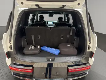 HYUNDAI SANTA FE 1.6 T-GDI PHEV BLACKLINE 6-SITZER 0 5%