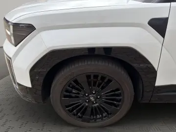 HYUNDAI SANTA FE 1.6 T-GDI PHEV BLACKLINE 6-SITZER 0 5%
