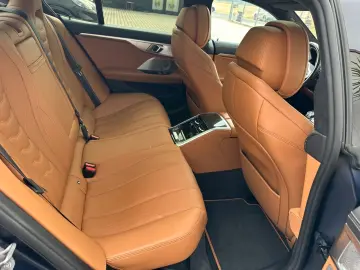 BMW M850i Gran Coupe xDrive matt Dravitgrau