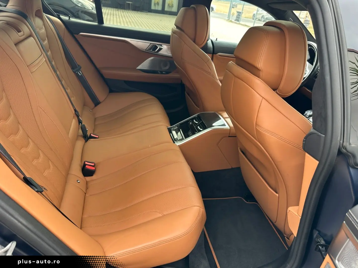 BMW M850i Gran Coupe xDrive matt Dravitgrau