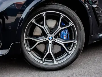 BMW X5 xDrive50e M Sport   PANO 360  AIRMATIC