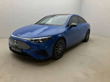 MERCEDES-BENZ CLA 350 EQ 4M AMG  AHK Pano Distr LED …