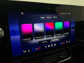 MERCEDES-BENZ CLA 350 EQ 4M AMG  AHK Pano Distr LED …