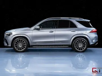 MERCEDES-BENZ GLE 350 de 4MATIC AMG Pano Burmester T…