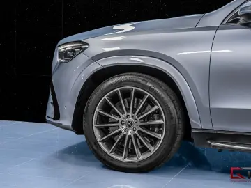 MERCEDES-BENZ GLE 350 de 4MATIC AMG Pano Burmester T…