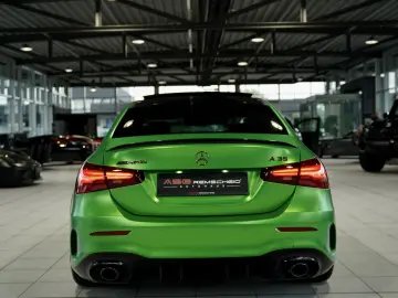 MERCEDES-BENZ A 35 AMG 4M 2H  BURM Night-II Pano HUD…