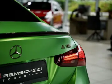 MERCEDES-BENZ A 35 AMG 4M 2H  BURM Night-II Pano HUD…