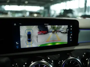 MERCEDES-BENZ A 35 AMG 4M 2H  BURM Night-II Pano HUD…