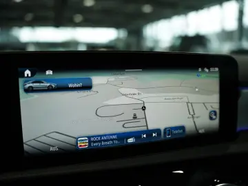 MERCEDES-BENZ A 35 AMG 4M 2H  BURM Night-II Pano HUD…