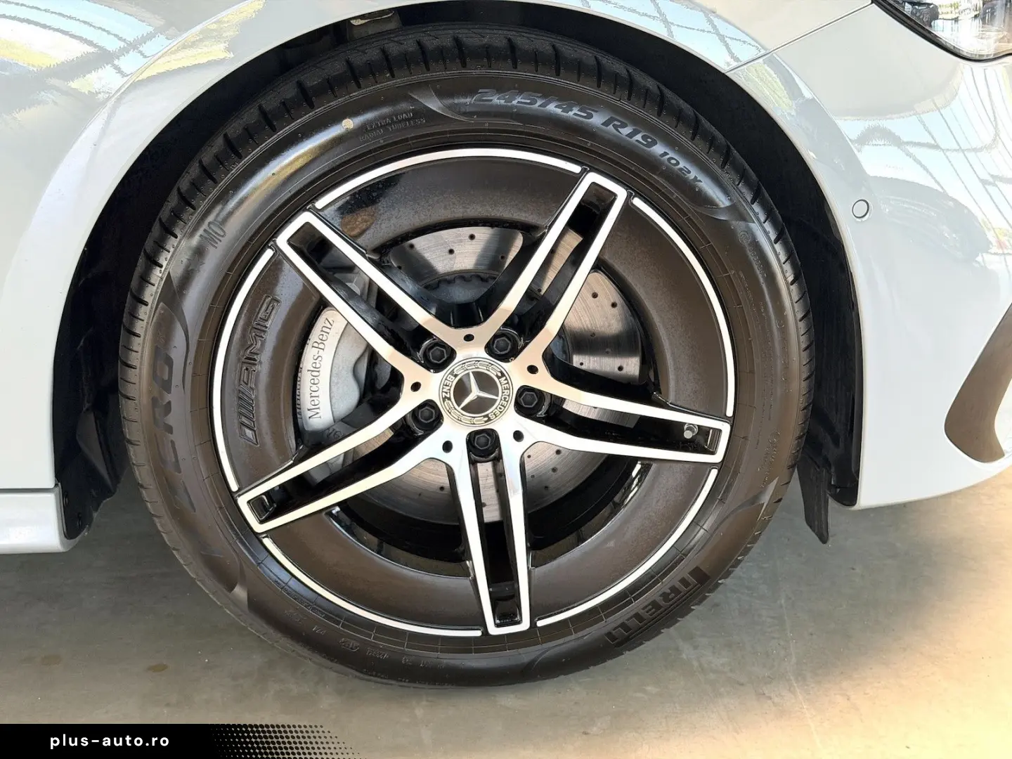 MERCEDES-BENZ E 220 d AMG Night DISTRONIC Pro AHK Al&hellip;