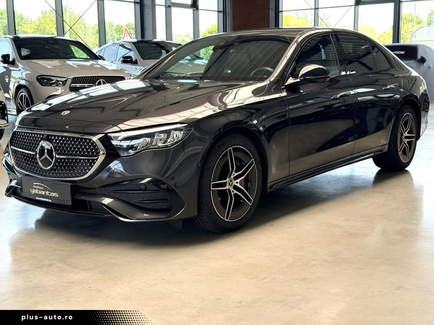 MERCEDES-BENZ E 220 d AMG Night DISTRONI  360 -K AHK&hellip;