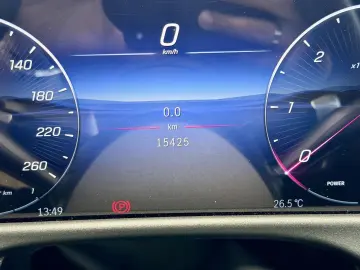 MERCEDES-BENZ E 220 d AMG Night DISTRONI  360 -K AHK…