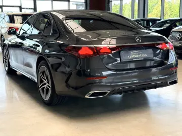 MERCEDES-BENZ E 220 d AMG Night DISTRONI  360 -K AHK…