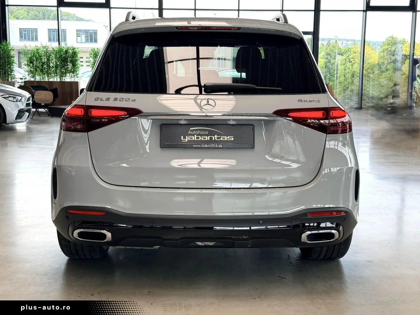 MERCEDES-BENZ GLE 300 d 4M AMG Night Pano DISTRONIC &hellip;