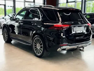 MERCEDES-BENZ GLE 350 de 4M AMG Pano AIRMATIC AHK Le…