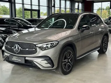 MERCEDES-BENZ GLC 300 d 4M AMG Night Pano Head-up 36…