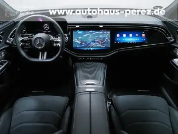 MERCEDES-BENZ E 450 AMG PREMIUM SUPERSCREEN-HUD-PANO…