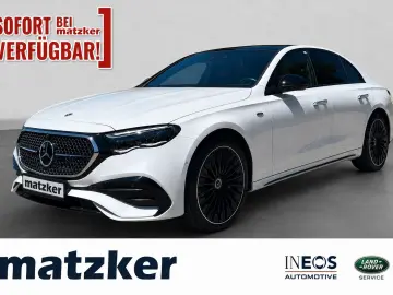 MERCEDES-BENZ E 300 e AMG Pano Superscreen Sitzklima…