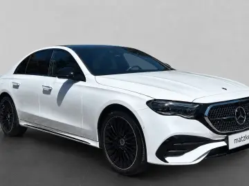 MERCEDES-BENZ E 300 e AMG Pano Superscreen Sitzklima…