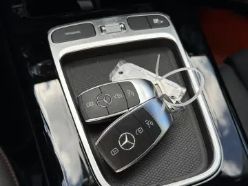 MERCEDES-BENZ CLA 250 4Matic 8G-DCT AMG Line Advanced Plus