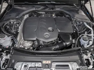 MERCEDES-BENZ C 220 d AMG Night Pano Dig.Light Distr…