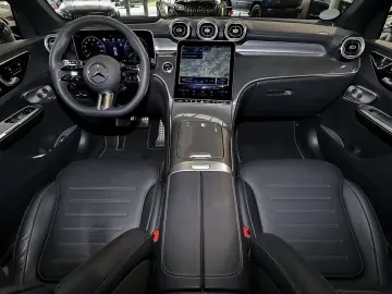 MERCEDES-BENZ GLC 300 d 4M AMG MBUX 360  DIG-LED Pan…