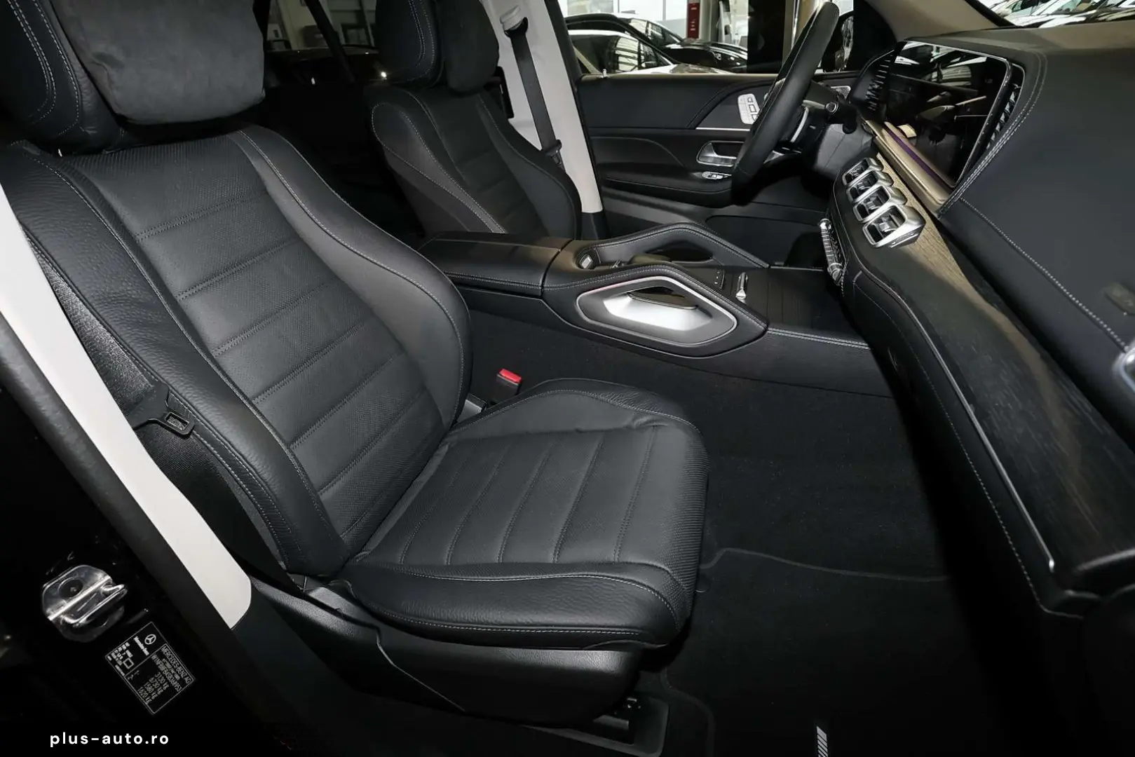 MERCEDES-BENZ GLE 580 4M AMG V8 Multikontursit Distr&hellip;