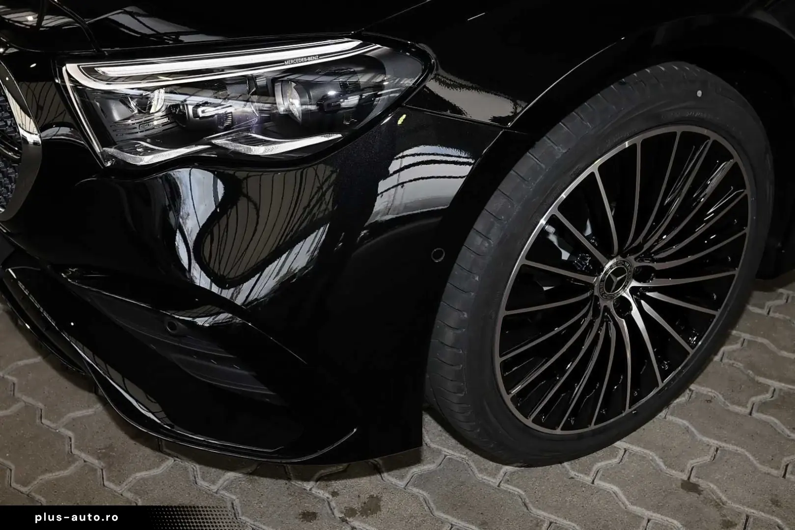 MERCEDES-BENZ E 220 d AMG MBUX DIG-LED 360 K Pano Di&hellip;