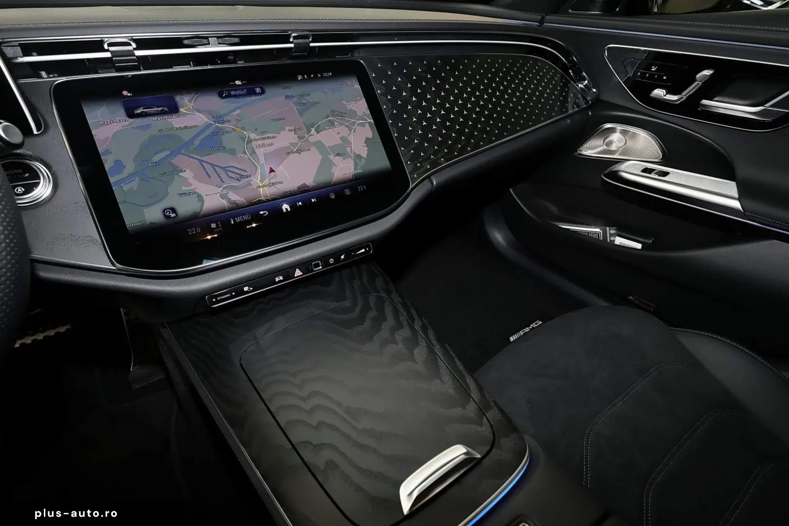 MERCEDES-BENZ E 220 d AMG MBUX DIG-LED 360 K Pano Di&hellip;
