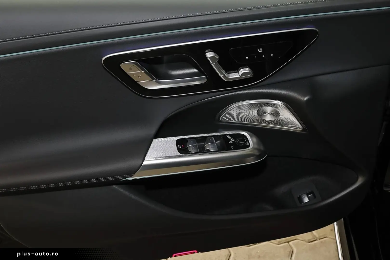 MERCEDES-BENZ E 220 d AMG MBUX DIG-LED 360 K Pano Di&hellip;