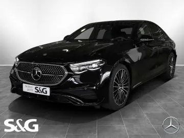 MERCEDES-BENZ E 220 d AMG MBUX DIG-LED 360 K Pano Di…