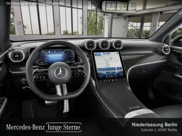 MERCEDES-BENZ GLC 300 e 4M AMG Prem Dist DigiLED 360  Keyl