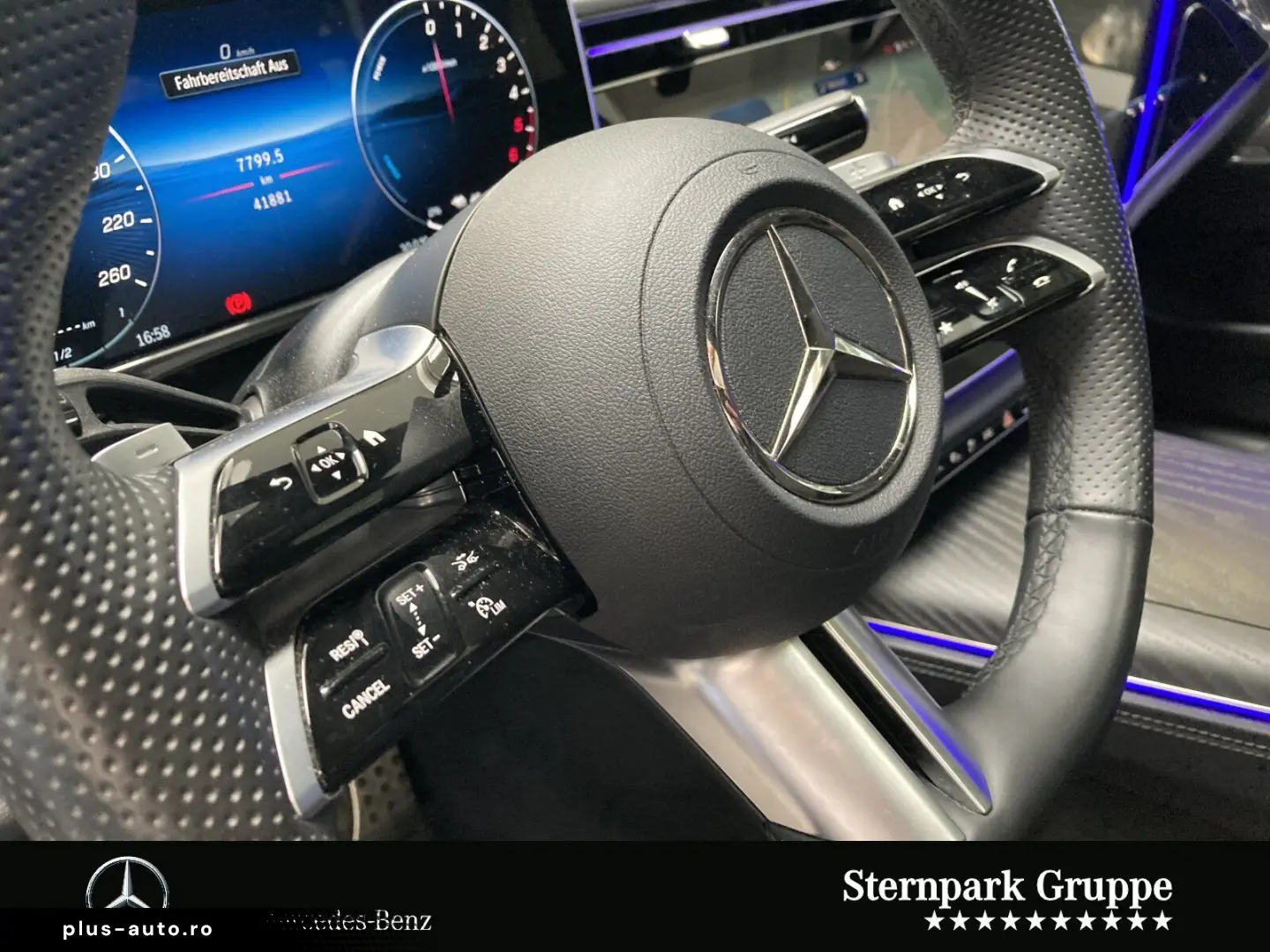 MERCEDES-BENZ E 300 de AMG Premium Super Pano Night &hellip;