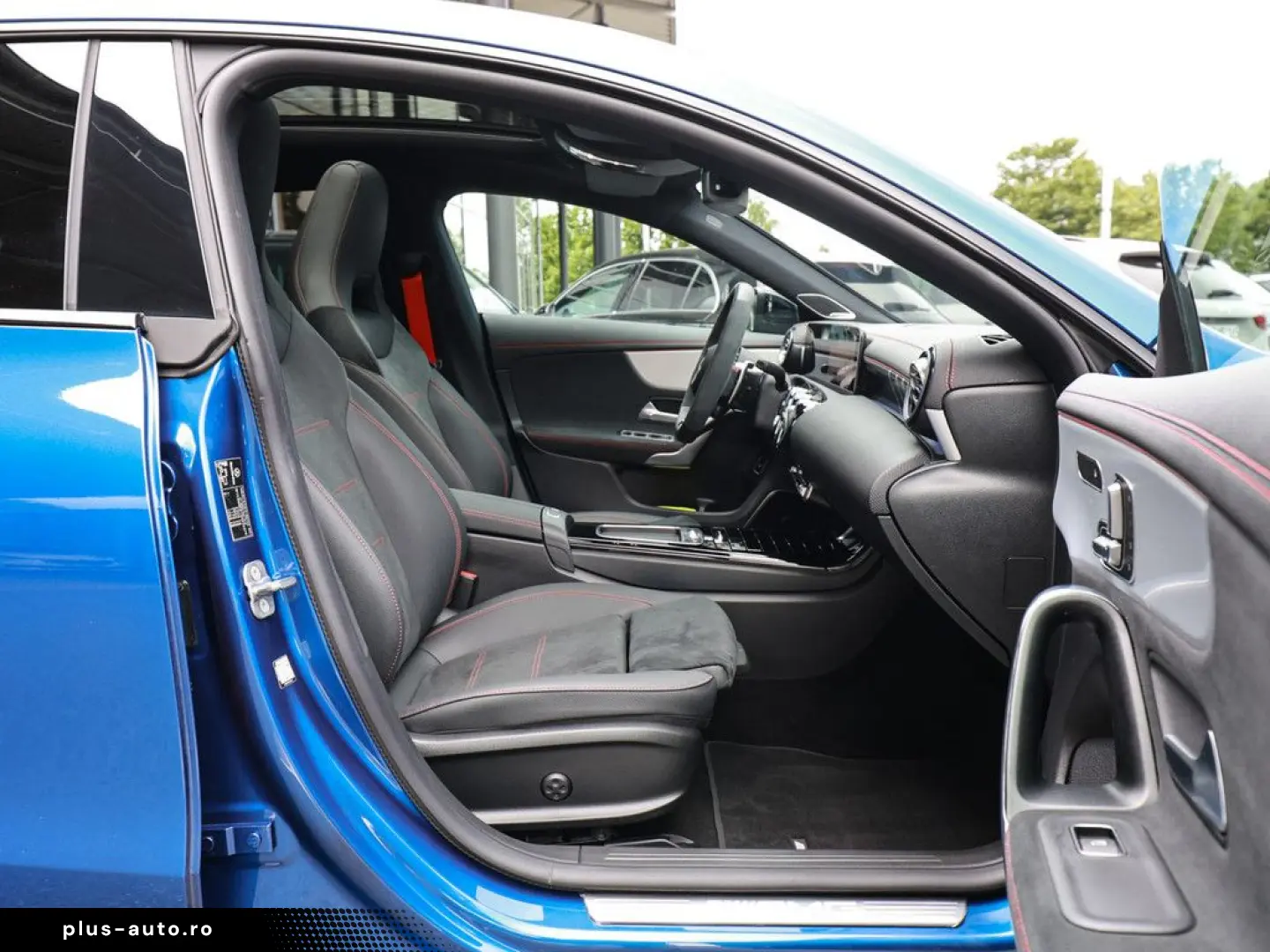 MERCEDES-BENZ CLA 45 AMG SB S 4M  Premium NIGHT PANO MULTIB.