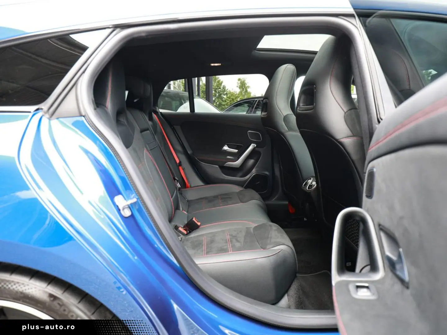 MERCEDES-BENZ CLA 45 AMG SB S 4M  Premium NIGHT PANO MULTIB.